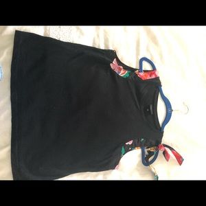 Super cute summery top